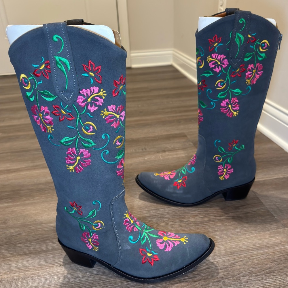 Agave Sky Suede Floral Embroidered Western Cowboy Boots